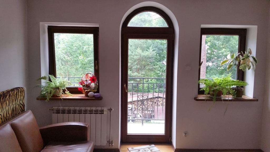 Sosnowy Dworek Apartment Jozefow  Luaran gambar